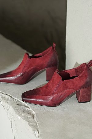 70mm Block Heel Washed Horse Leather Square Toe Slip-On Pumps in Red/Black